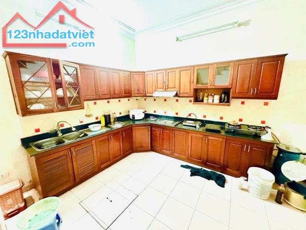 Bán nhà Hoàng Đạo Thúy, 47m2, 4 tầng, gần phố Nhân Hòa,mặt tiền kinh doanh,chưa đến 12tỷ - 3