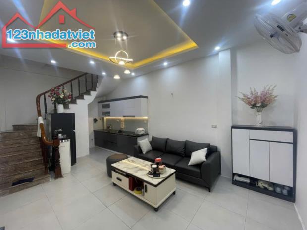 🏡 KIM NGƯU 4 TỶ -  VÀI BƯỚC RA MẶT PHỐ - SỔ ĐỎ VUÔNG VẮN