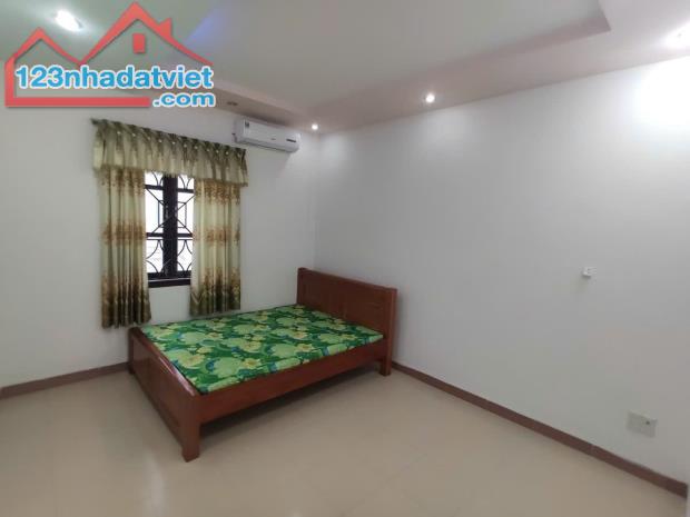 Bán nhà hẻm 2 mặt tiền đường Tuệ Tĩnh, dt: 72m2 Giá bán 7tỷ liên hệ:  0905724084 Bích