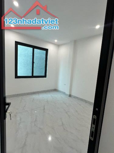 Bán nhà Tiền Yên- Hoài Đức 30m ra đường chính, 40m 4 tầng 3.7 tỷ - 3