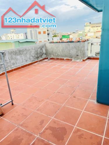Gấp bán nhà Thủ Đức, 5 tầng, dt nền 80m2, giá 8.8 tỷ, phố ẩm thực Hoàng Diệu 2. - 4