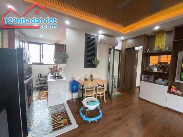 Bán nhà Hà Cầu, Hà Đông, 45m2, 5T, oto, kinh doanh, giá rẻ nhỉnh 10 tỷ. - 2