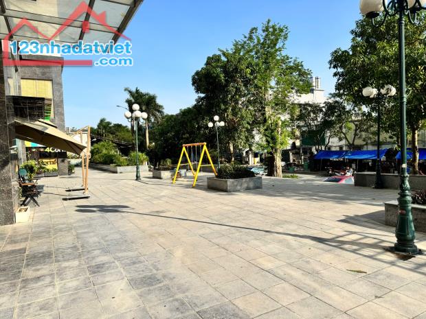 Chính chủ gửi bán sàn thương mại Đồng Phát Park View, diện tích 880m2 - 1