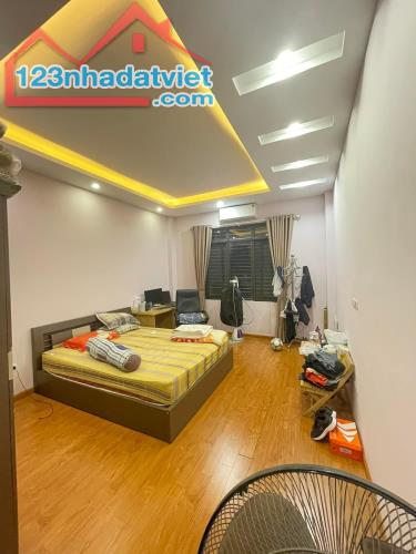 Bán Nhà Lê Trọng Tấn 88m 5T MT4m 17.8 tỷ Phân Lô Gần Phố - 2