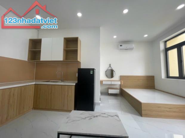 Gấp bán nhà 5 tầng, ngay phố ẩm thực Hoàng Diệu 2, Thủ Đức, dt nền 80m2, giá 88 tỷ.