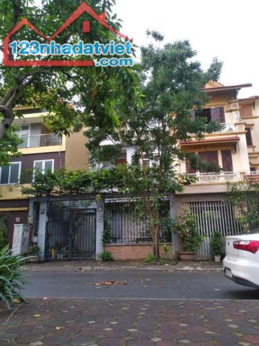 Khu Đô Thị Sài Đồng, Ở Sướng, Đẳng Cấp, Hàng xóm Vinhomes Riverside.