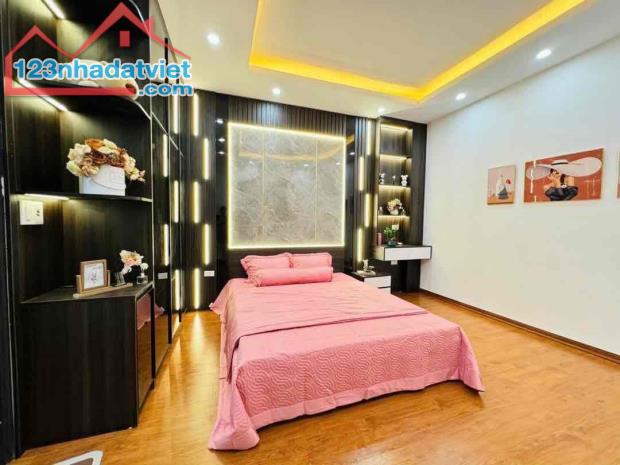 Bán nhà Thanh Xuân, 40m2, lô góc 2 thoáng, ô tô dừng đõ 15m, giá nhỉnh 7 tỷ - 3