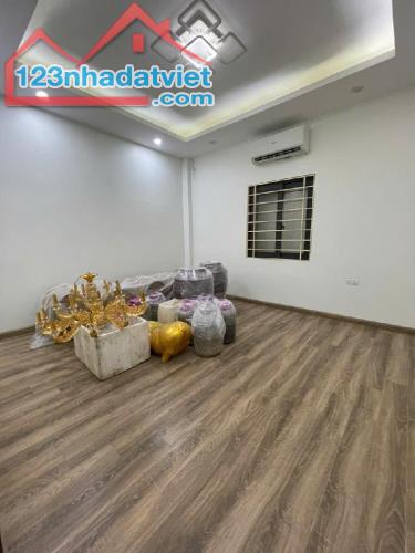 BÁN NHÀ TRƯƠNG CÔNG GIAI, PHÂN LÔ, ÔTÔ ĐẬU CỬA, KINH DOANH, SÁT PHỐ, 46M2x5T NHỈNH 13TỶ - 2