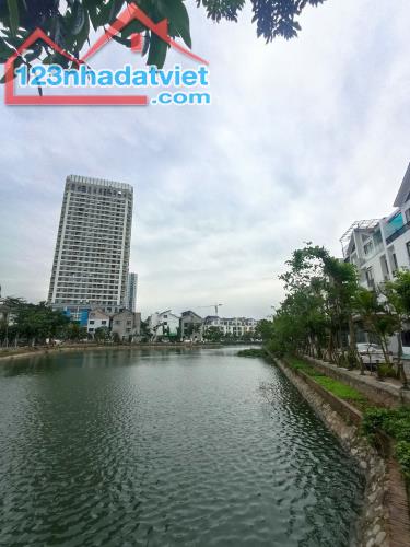 Bán nhà LK mặt hồ diện tích 98m2 vị trí đối diện Aeon Mall Hà Đông giá thỏa thuận - 1