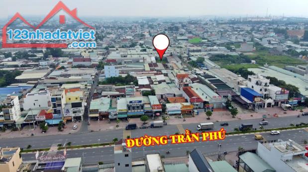 Cần bán gấp lô đất đẹp 585m2  tại Bến Cam, xã Phước Thiền, Nhơn Trạch.