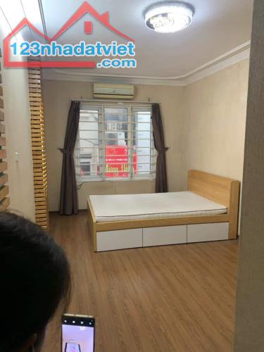 🆘 Bán Nhà VIP Trần Quý Cáp ,Đống Đa 45m2 M2 5T MT 7 M, Chỉ 12 tỷ Ngõ Thông ô tô Tránh - 2