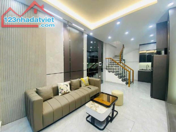 Nhà Đẹp phố Đình Giót - Phương liệt , DT :33m2 , Giá Hơn 6 tỷ , Full Nội Thất - 4