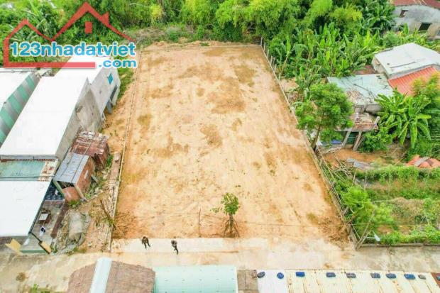 Bán block 4 lô diện dích hơn 200m2 gần TP Đà Nẵng giá chỉ 6xx - 2