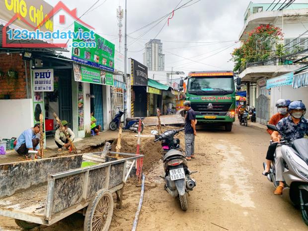 Cặp nhà lầu mặt tiền Nguyễn Thị Minh Khai gần Vincom Xuân Khánh, Cần Thơ - 11 tỷ - 2