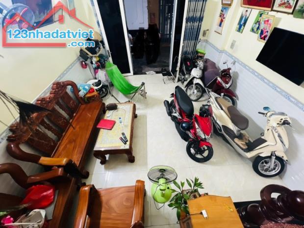 Gấp bán nhà Thủ Đức, 5 tầng, giá 7 tỷ, dt nền 52m2, gần Mt Kha Vạn Cân, Trường Thọ. - 4
