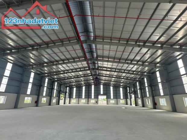 Cho thuê kho xưởng tại mặt đường 379 Tỉnh Hưng Yên. Diện tích 1400m2 - 3