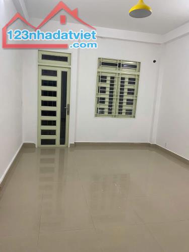 Bán nhà Phạm Văn Hai Phường 3 Tân Bình 49m2, HXH, 4 tầng, giá 4,85 TL - 2