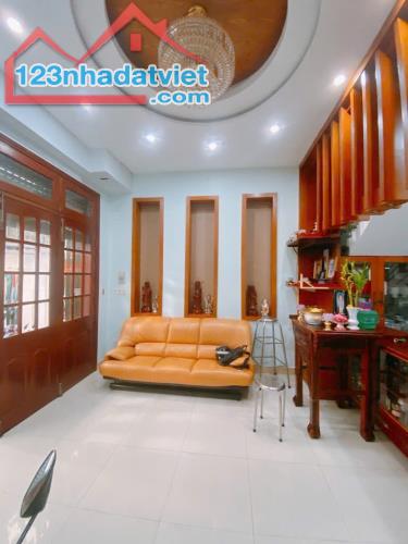 Bán nhà Âu Dương Lân, DTSD 280m, P3,Q8, Hẻm xe hơi, chỉ hơn 8 tỷ - 1