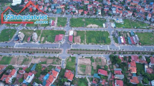 Biệt thự view kênh thoáng mát- 0989726892 - 1