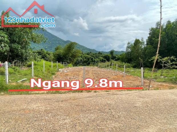 Bán đất thổ cư Khánh Đông giá rẻ mặt đường liên thôn - giáp Suối Khao - 1