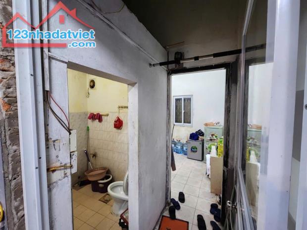 CHO THUÊ NHÀ NGÕ BA GÁC TRƯƠNG ĐỊNH 40M2, 5 TẦNG, 5 NGỦ, 3 WC, 12 TRIỆU - 3