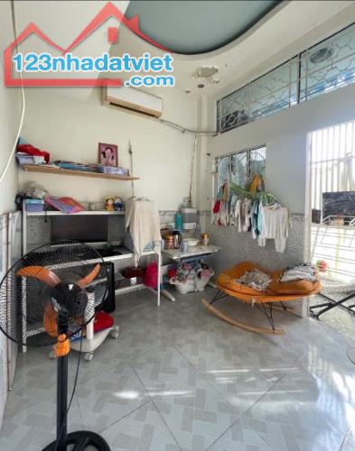 3 TẦNG ĐÚC THẬT- TÂN KI TÂN QUÝ-32M2- HƠN 3 TỈ XÍU - 1