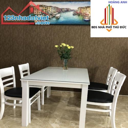 Bán nhà mặt phố MTKD _ Chưa đến 69 tr/m2_ Liền kề Global City _ Nguyễn Duy Trinh, Quận 2 _ - 1