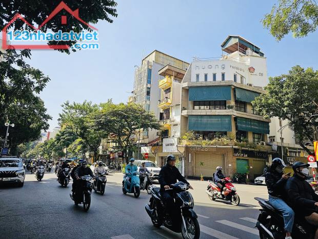 Siêu Phẩm MP Ngã Tư Phố Huế, Hàng Bài 55M2 7T Thang Máy MT 4.3M, Vỉa Hè Rộng Giá 54.5 Tỷ