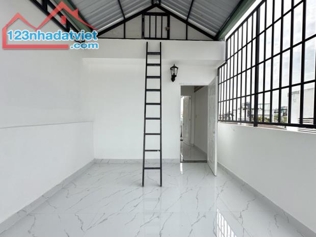 Nhà mới, Thích Quảng Đức, 3 lầu; Phú Nhuận; 152M2; 6.x Tỷ, Hẻm Xe Hơi - 3