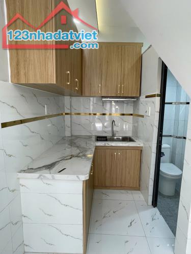 Nhà Nhỏ siêu xinh - Cách Lý Thường Kiệt 50m - Tân Bình - DTSD 35m2 - 2 Tầng -  Hẻm Xe Hơi - 5