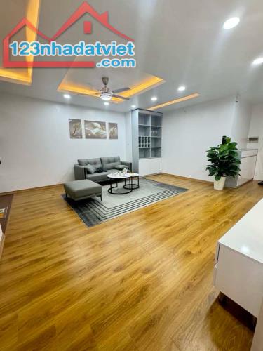 BÁN CĂN HỘ CHUNG CƯ LA KHÊ HÀ ĐÔNG, 3 NGỦ RỘNG ĐẸP LONG LANH, DT: 120M2, GIÁ: 4,58 TỶ