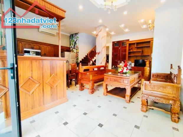 SIÊU BIỆT THỰ LÔ GÓC BA ĐÌNH ĐỘI NHÂN,DIỆN TÍCH 155M, MT 8,2M, 3 MẶT THOÁNG AN NINH TỐT - 1