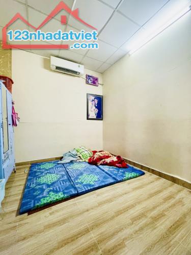 NHÀ 2 TẦNG Ô TÔ ĐỖ CỬA, 92M2 NGANG 5 MÉT NHÀ CÒN,THẠNH XUÂN QUẬN 12 - HƠN 3 TỶ - 4