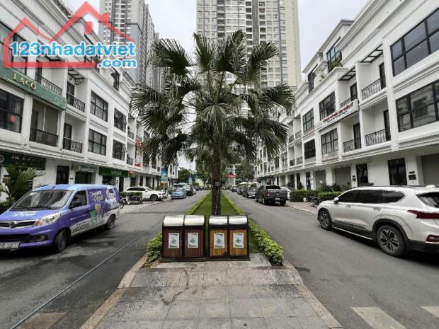 LÔ GÓC VINHOMES GARDENIA, HÀM NGHI, 162M, 5 TẦNG, THANG MÁY, LH: 0886171279