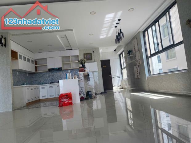 🏠Thuê Căn Hộ Kingston Residence 3PN/2WC 126m2 Nội Thất Cơ Bản #22 Triệu Tel 0942811343 - 1