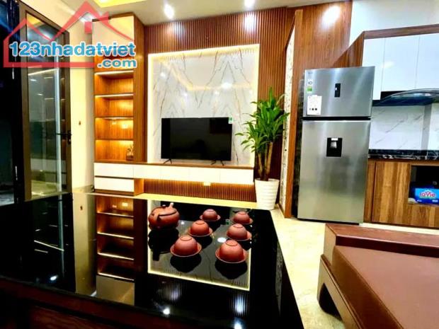 Bán Nhà Phố Lệ Mật 45m2, 5 Tầng, Lô Góc, Cách Mặt Phố 30m, Ô Tô Cạnh Nhà - 6.58 Tỷ - 1