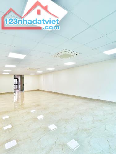 Bán gấp nhà MP Nguyễn Hoàng, Mỹ Đình, sổ đỏ 85m2, 5t, mt 4m. 31 tỷ CTL. HĐ thuê 660tr/năm - 2