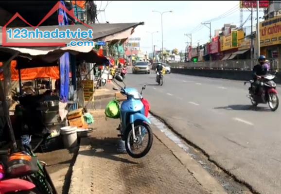 Bán Nhà:Ngay chợ Linh Xuân, Đường số 5, Phường Linh Xuân, Thủ Đức, 2 Tầng, 3PN, Nhỉnh 3 Tỷ - 1