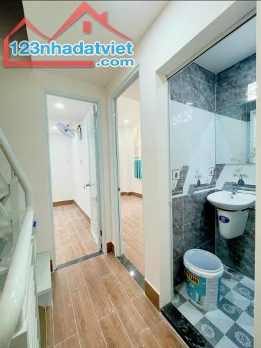 Nhà Trệt Lầu Chữ L(60m2) Dương Đình Cúc 720 Triệu Cần Bán Gấp ! - 3