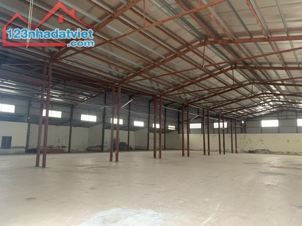 Cần bán đất Dịch Vụ có Kho Xưởng 4300m2 gần ngã tư Sân Bay, Nghi Phú, TP Vinh - 1