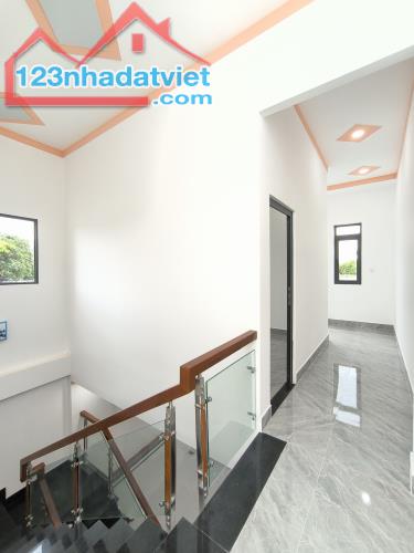 Nhà đẹp Tân Vạn 2.35 tỷ/ 75m2 xây mới lầu trệt hoàn công - 4