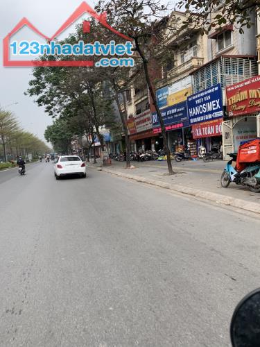 Phố Nguyễn Khánh Toàn 50m2 MT4.6 Giá 13.6 tỷ, Oto, Kinh Doanh