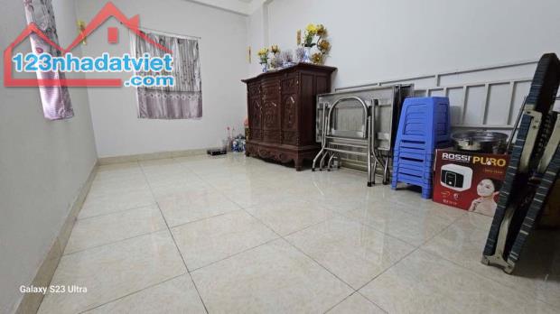 Bán nhà Cầu Giấy, nhà đẹp dân xây, 30m2, 7 tỷ - 2