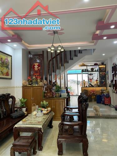 Bán nhà 4 tầng KĐT Phước Long B. Tp Nha Trang . 100m2 , Sổ Hồng . Giá 5.7 Tỷ . - 4