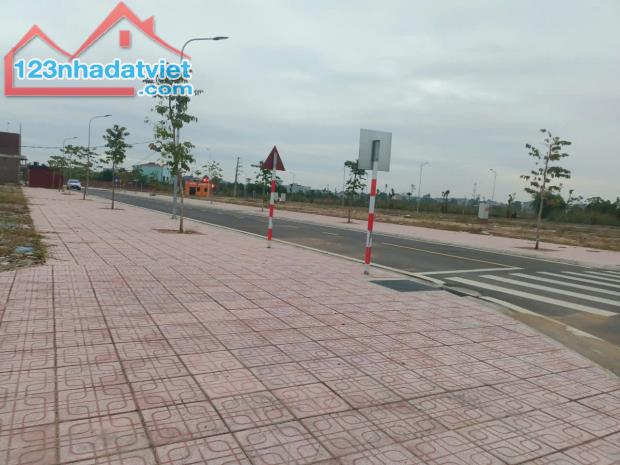 Bán đất Khu dân cư Số 4, Thắng, Hiệp Hoà, Bắc Giang 154.3m2 LÔ góc, mt9.7m Giá đầu tư 5.x - 3