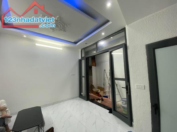 Bán nhà Đống Đa, 40m2, nhà mới, ngõ thoáng, giá nhỉnh 5 tỷ - 1