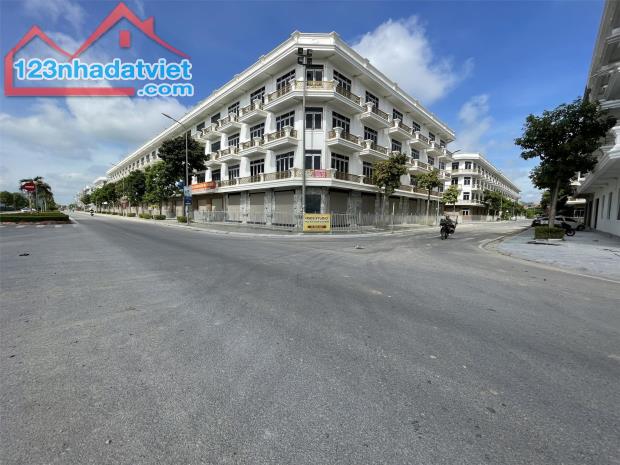 SHOPHOUSE MẶT ĐẠI LỘ, NHÀ 4 TẦNG, BÀN GIAO SỔ.  KĐT XUÂN HƯNG TP.THANH HÓA.  CĐT: 0966 - 2