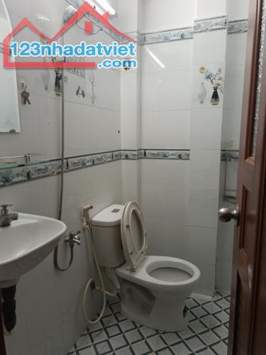 bán nhà hẻm trần xuân soạn, tân hưng, quận 7. dt: 3 x 10m, 1 lầu, 2pn, 2wc - 2