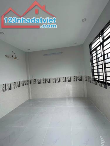 Cho thuê nhà góc 2 mặt tiền hẻm 11 đa khoa trung ương dưới 8 triệu - 3