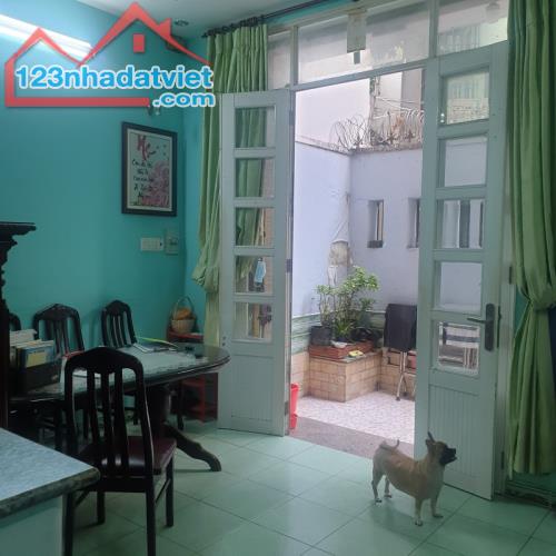 Gấp bán nhà 4 tầng, dt nền 45m2, giá 8.5 tỷ, ô tô thông Đinh Tiên Hoàng, Quận 1. - 4